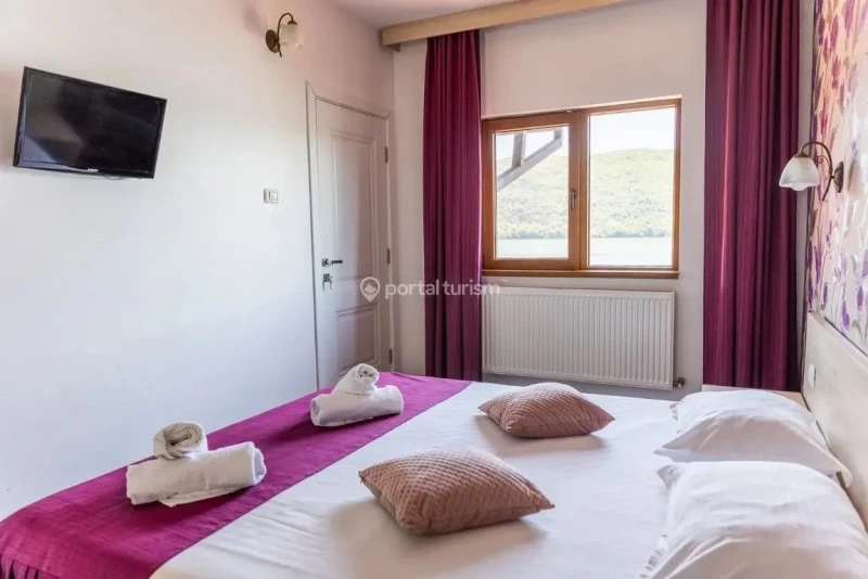 Orșova Cazare | Pensiune (K1606-20) Imaginea poate fi supusă drepturilor de autor. Se recomandă contactarea titularului drepturilor.