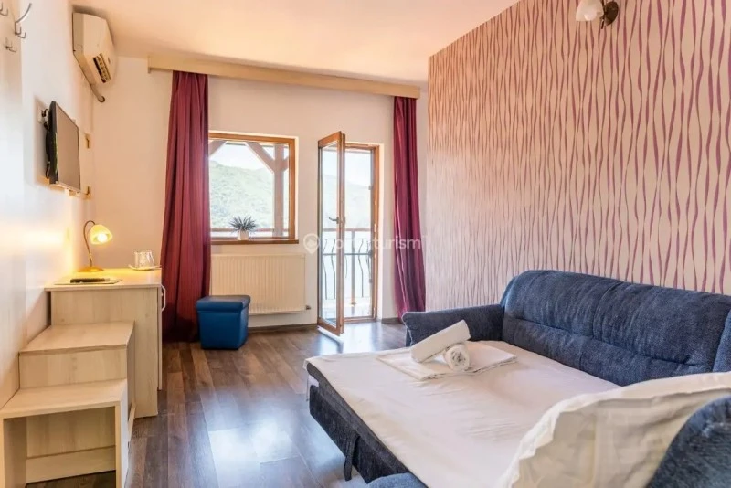 Orșova Cazare | Pensiune (K1606-40) Imaginea poate fi supusă drepturilor de autor. Se recomandă contactarea titularului drepturilor.