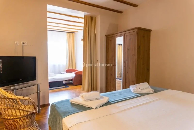 Orșova Cazare | Pensiune (K1606-44) Imaginea poate fi supusă drepturilor de autor. Se recomandă contactarea titularului drepturilor.