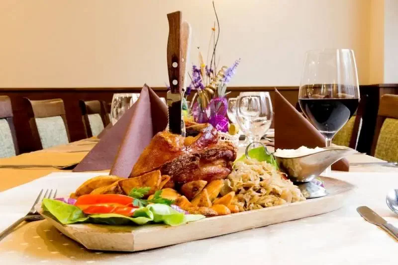 Cazare Sovata - Hotel Muresul Health SPA*** | Szováta - Hotel Muresul Health SPA***. Imaginea poate fi supusă drepturilor de autor. Se recomandă contactarea titularului drepturilor.