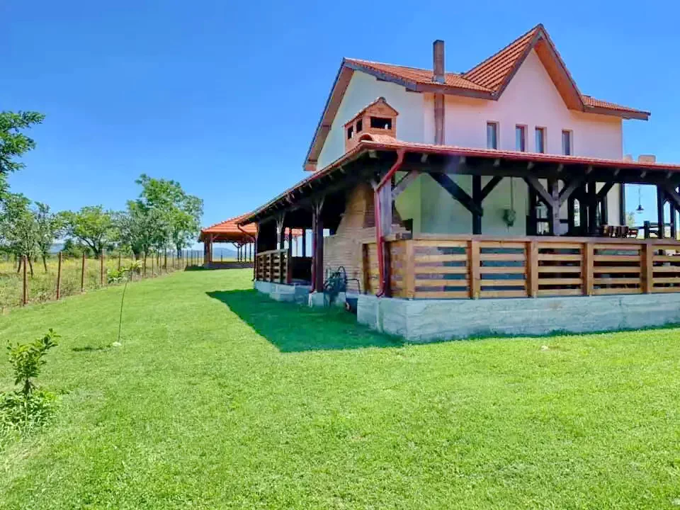 Sasca Montană Cazare | Pensiune (K1271-56) Imaginea poate fi supusă drepturilor de autor. Se recomandă contactarea titularului drepturilor.