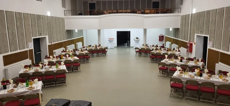 Ghelința Cazare | Pensiune (K1607-9) Imaginea poate fi supusă drepturilor de autor. Se recomandă contactarea titularului drepturilor.