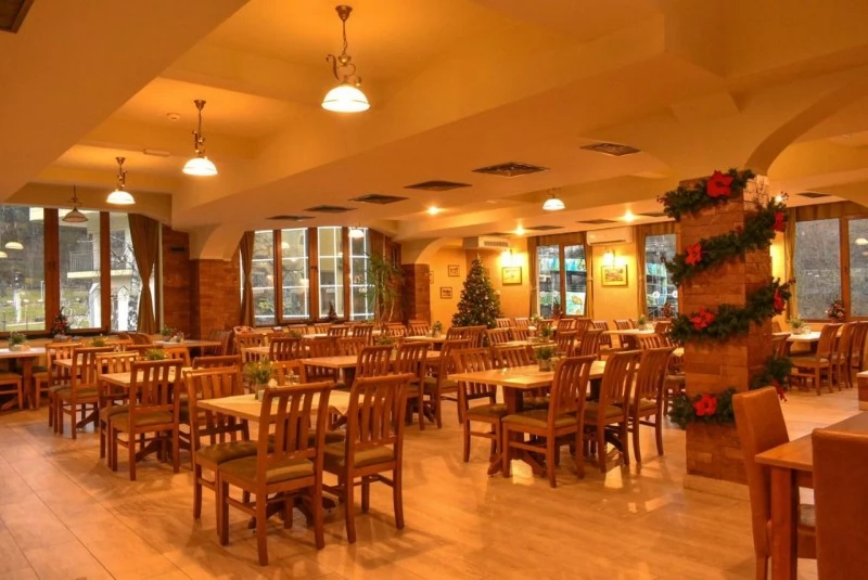 Băile Olănești Cazare | Hotel*** (K0760-4) Imaginea poate fi supusă drepturilor de autor. Se recomandă contactarea titularului drepturilor.