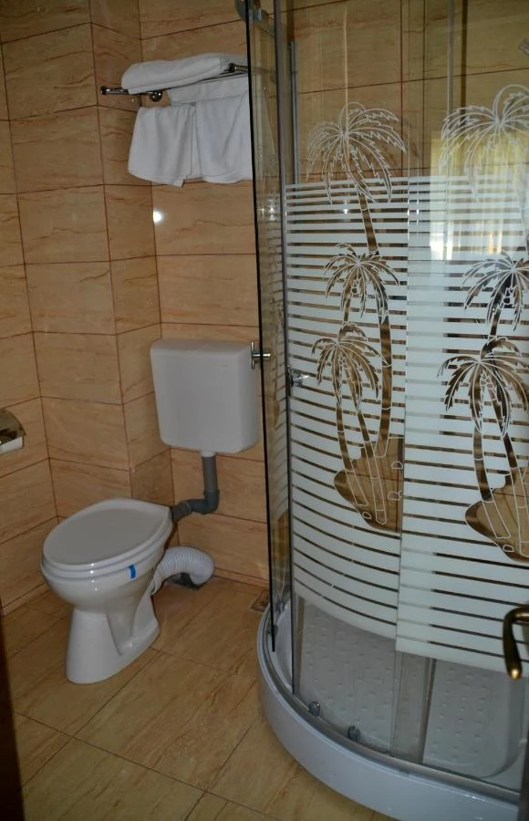 Băile Olănești Cazare | Hotel*** (K0760-10) Imaginea poate fi supusă drepturilor de autor. Se recomandă contactarea titularului drepturilor.