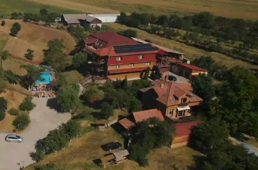Cazare Cernat - Pensiunea Kovács** | Csernáton - Kovács Panzió**. Imaginea poate fi supusă drepturilor de autor. Se recomandă contactarea titularului drepturilor.