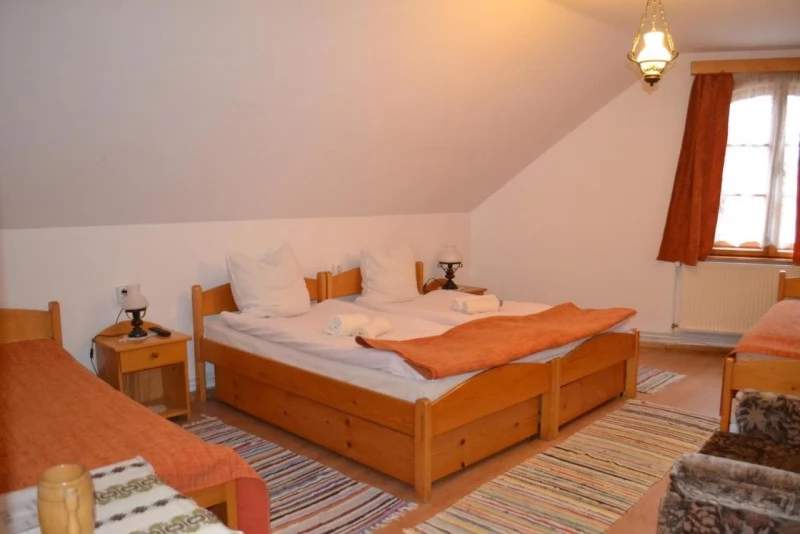 Târgu Secuiesc Cazare | Casă de oaspeți (K0615-9) Imaginea poate fi supusă drepturilor de autor. Se recomandă contactarea titularului drepturilor. Târgu Secuiesc Cazare | Casă de oaspeți (K0615-9) Imaginea poate fi supusă drepturilor de autor. Se recomandă contactarea titularului drepturilor.