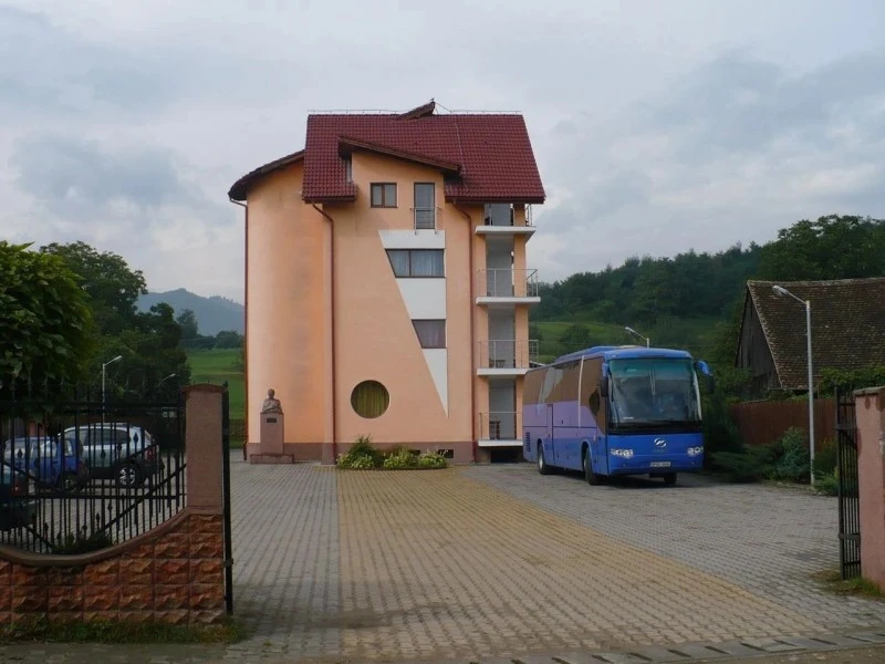 Nagyszeben Szállás | Hotel*** (K1608-1) A kép szerzői jogvédelem alatt állhat. Javasolt a kapcsolatfelvétel a jog tulajdonossal.