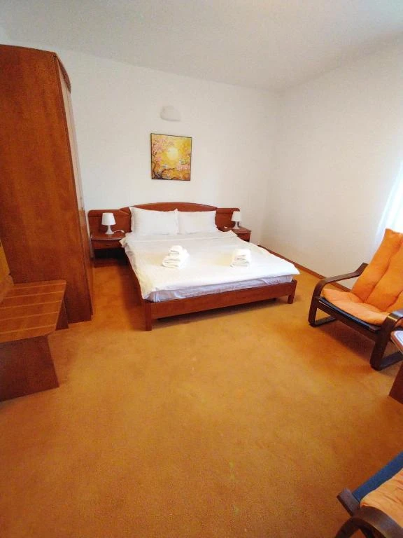 Sibiu Cazare | Hotel*** (K1608-17) Imaginea poate fi supusă drepturilor de autor. Se recomandă contactarea titularului drepturilor.
