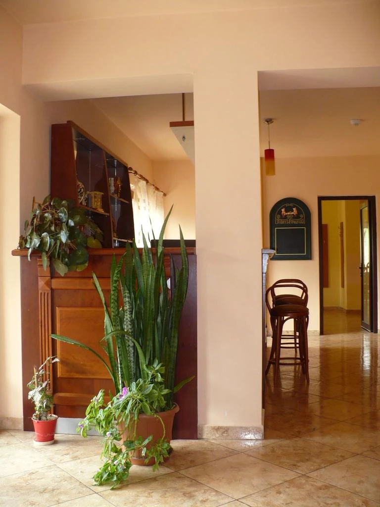 Nagyszeben Szállás | Hotel*** (K1608-25) A kép szerzői jogvédelem alatt állhat. Javasolt a kapcsolatfelvétel a jog tulajdonossal.