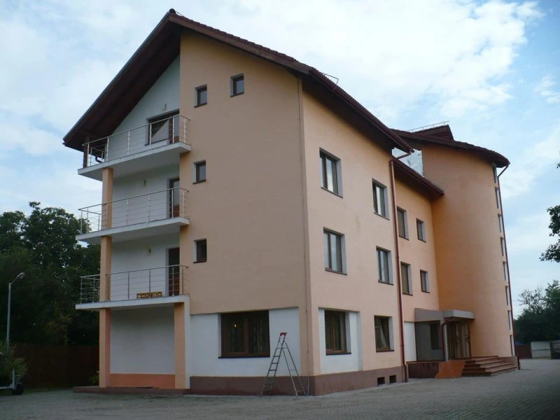 Sibiu Cazare | Hotel*** (K1608-37) Imaginea poate fi supusă drepturilor de autor. Se recomandă contactarea titularului drepturilor.