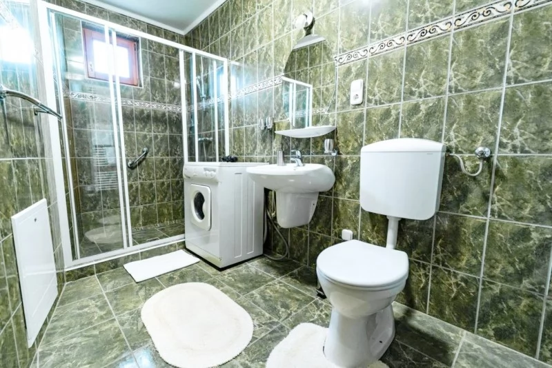 Jula Cazare | Cabană (K0008-7) Imaginea poate fi supusă drepturilor de autor. Se recomandă contactarea titularului drepturilor. Jula Cazare | Cabană (K0008-7) Imaginea poate fi supusă drepturilor de autor. Se recomandă contactarea titularului drepturilor.