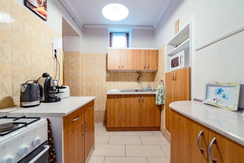 Jula Cazare | Cabană (K0008-10) Imaginea poate fi supusă drepturilor de autor. Se recomandă contactarea titularului drepturilor. Jula Cazare | Cabană (K0008-10) Imaginea poate fi supusă drepturilor de autor. Se recomandă contactarea titularului drepturilor.