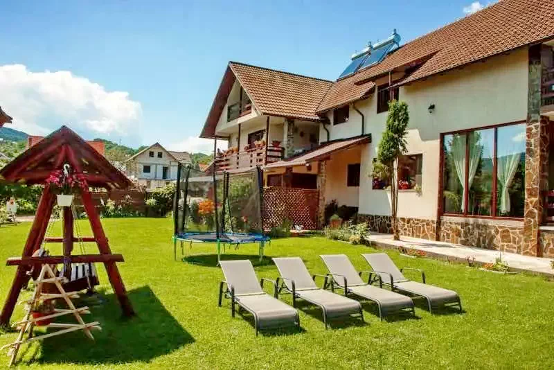 Corbeni Cazare | Pensiune (K0885-10) Imaginea poate fi supusă drepturilor de autor. Se recomandă contactarea titularului drepturilor. Corbeni Cazare | Pensiune (K0885-10) Imaginea poate fi supusă drepturilor de autor. Se recomandă contactarea titularului drepturilor.