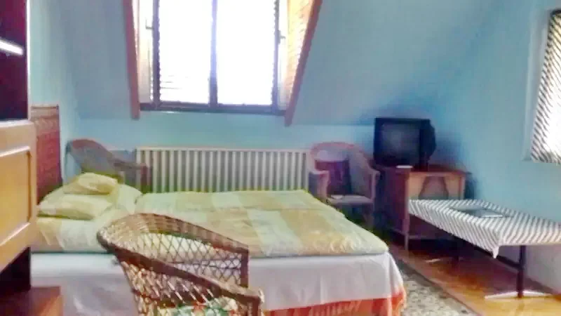 Mișcolț Cazare | Casă de oaspeți (K0812-30) Imaginea poate fi supusă drepturilor de autor. Se recomandă contactarea titularului drepturilor. Mișcolț Cazare | Casă de oaspeți (K0812-30) Imaginea poate fi supusă drepturilor de autor. Se recomandă contactarea titularului drepturilor.