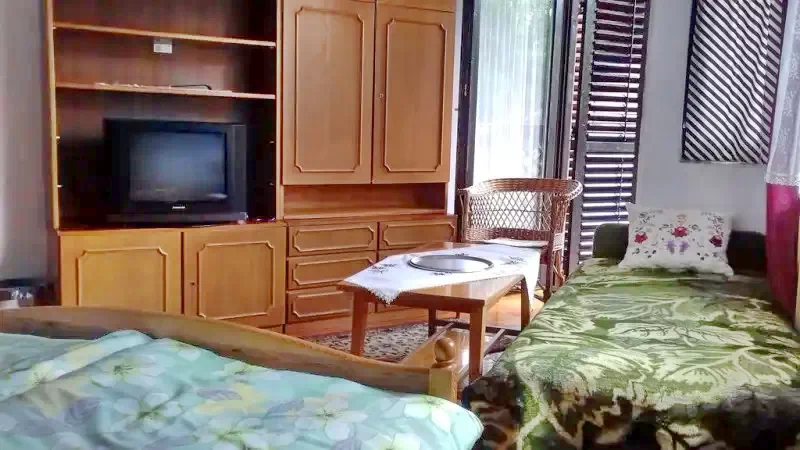 Miskolc Szállás | Vendégház (K0812-35) A kép szerzői jogvédelem alatt állhat. Javasolt a kapcsolatfelvétel a jog tulajdonossal. Miskolc Szállás | Vendégház (K0812-35) A kép szerzői jogvédelem alatt állhat. Javasolt a kapcsolatfelvétel a jog tulajdonossal.