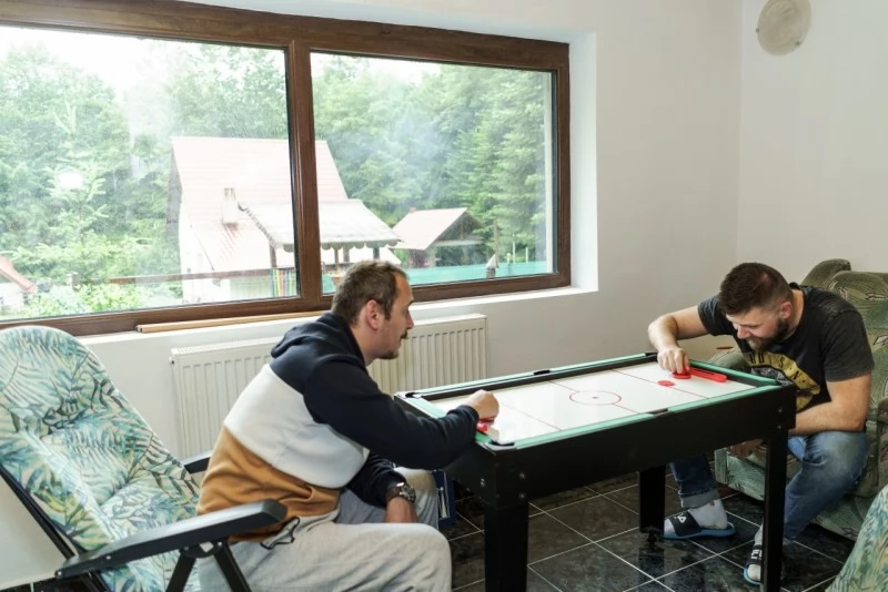 Valea Boga Cazare | Vilă (K0027-32) Imaginea poate fi supusă drepturilor de autor. Se recomandă contactarea titularului drepturilor. Valea Boga Cazare | Vilă (K0027-32) Imaginea poate fi supusă drepturilor de autor. Se recomandă contactarea titularului drepturilor.