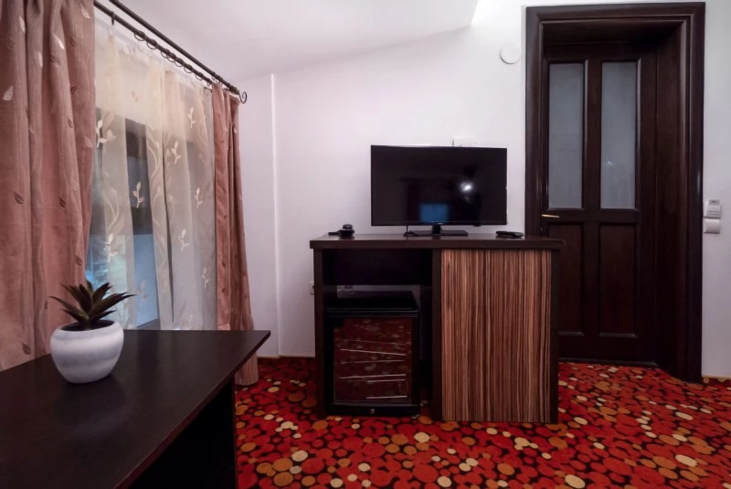 Băile Olănești Cazare | Hotel*** (K0748-59) Imaginea poate fi supusă drepturilor de autor. Se recomandă contactarea titularului drepturilor. Băile Olănești Cazare | Hotel*** (K0748-59) Imaginea poate fi supusă drepturilor de autor. Se recomandă contactarea titularului drepturilor.