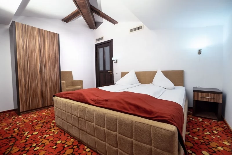 Băile Olănești Cazare | Hotel*** (K0748-60) Imaginea poate fi supusă drepturilor de autor. Se recomandă contactarea titularului drepturilor. Băile Olănești Cazare | Hotel*** (K0748-60) Imaginea poate fi supusă drepturilor de autor. Se recomandă contactarea titularului drepturilor.