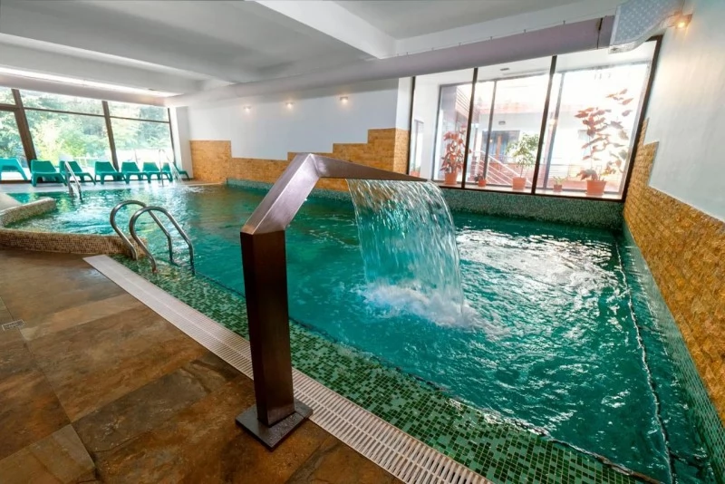 Băile Olănești Cazare | Hotel*** (K0748-73) Imaginea poate fi supusă drepturilor de autor. Se recomandă contactarea titularului drepturilor. Băile Olănești Cazare | Hotel*** (K0748-73) Imaginea poate fi supusă drepturilor de autor. Se recomandă contactarea titularului drepturilor.