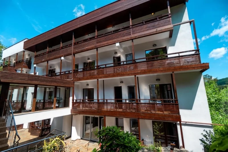 Băile Olănești Cazare | Hotel*** (K0748-84) Imaginea poate fi supusă drepturilor de autor. Se recomandă contactarea titularului drepturilor. Băile Olănești Cazare | Hotel*** (K0748-84) Imaginea poate fi supusă drepturilor de autor. Se recomandă contactarea titularului drepturilor.