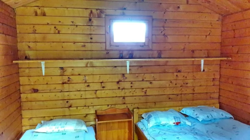 Cristuru Secuiesc Cazare | Casă de oaspeți (K0581-8) Imaginea poate fi supusă drepturilor de autor. Se recomandă contactarea titularului drepturilor.