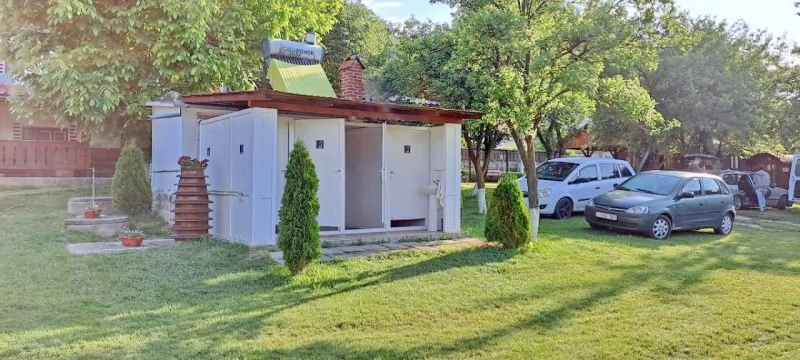 Cristuru Secuiesc Cazare | Casă de oaspeți (K0581-14) Imaginea poate fi supusă drepturilor de autor. Se recomandă contactarea titularului drepturilor.