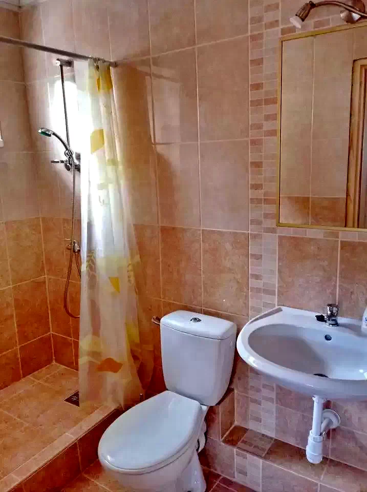 Cazare | Casă de oaspeți (K1069-9) Imaginea poate fi supusă drepturilor de autor. Se recomandă contactarea titularului drepturilor. Cazare | Casă de oaspeți (K1069-9) Imaginea poate fi supusă drepturilor de autor. Se recomandă contactarea titularului drepturilor.