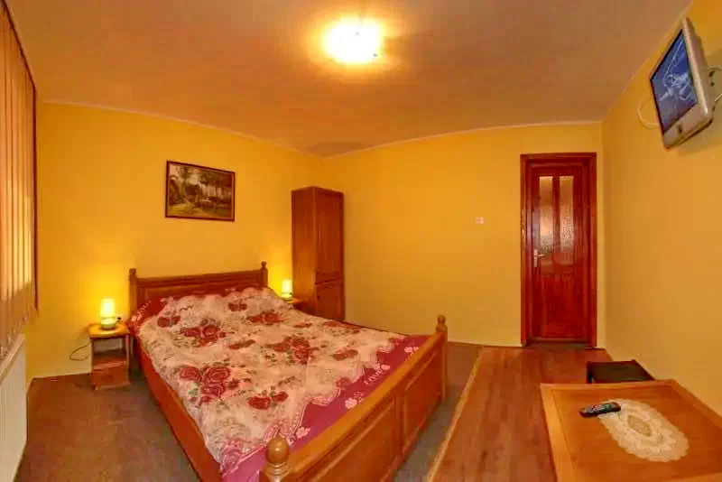 Sovata Cazare | Pensiune (K0334-15) Imaginea poate fi supusă drepturilor de autor. Se recomandă contactarea titularului drepturilor.