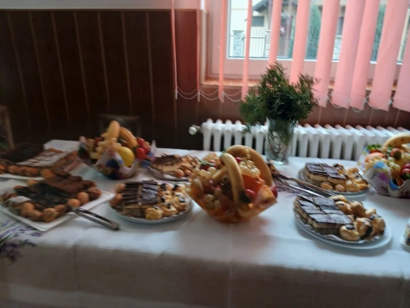 Szováta Szállás | Panzió (K0117-26) A kép szerzői jogvédelem alatt állhat. Javasolt a kapcsolatfelvétel a jog tulajdonossal. Szováta Szállás | Panzió (K0117-26) A kép szerzői jogvédelem alatt állhat. Javasolt a kapcsolatfelvétel a jog tulajdonossal.