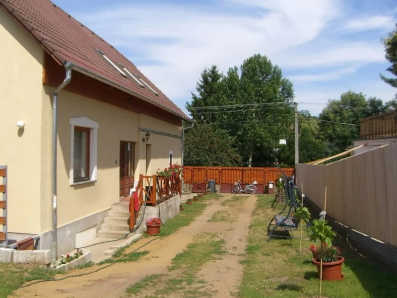 Nyíregyháza Cazare | Casă de apartamente (K0839-1) Imaginea poate fi supusă drepturilor de autor. Se recomandă contactarea titularului drepturilor.