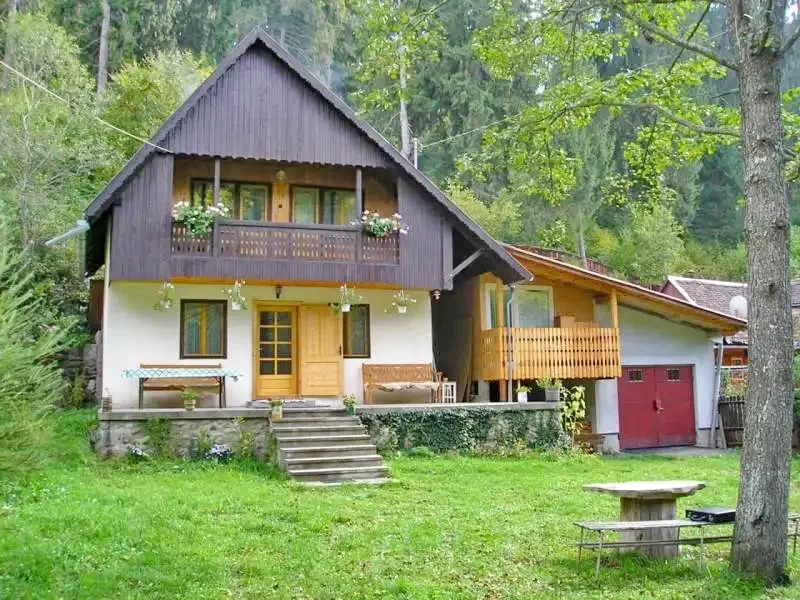 Băile Homorod Cazare | Cabană (K0042-17) Imaginea poate fi supusă drepturilor de autor. Se recomandă contactarea titularului drepturilor.