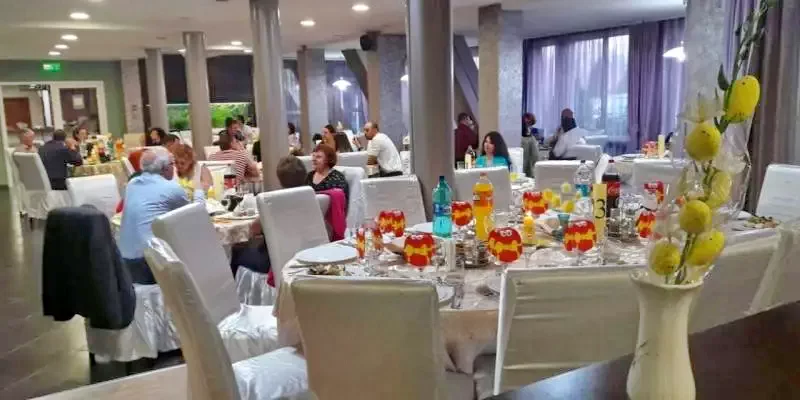 Băile 1 Mai Cazare | Hotel**** (K0755-29) Imaginea poate fi supusă drepturilor de autor. Se recomandă contactarea titularului drepturilor. Băile 1 Mai Cazare | Hotel**** (K0755-29) Imaginea poate fi supusă drepturilor de autor. Se recomandă contactarea titularului drepturilor.