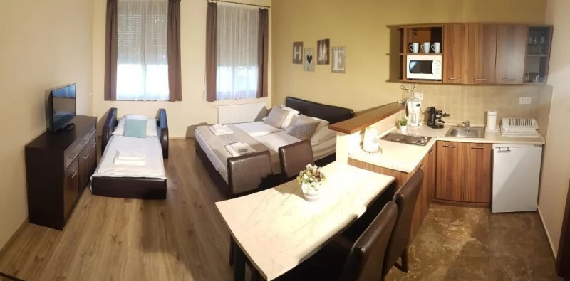 Jula Cazare | Casă de apartamente (K0018-43) Imaginea poate fi supusă drepturilor de autor. Se recomandă contactarea titularului drepturilor.