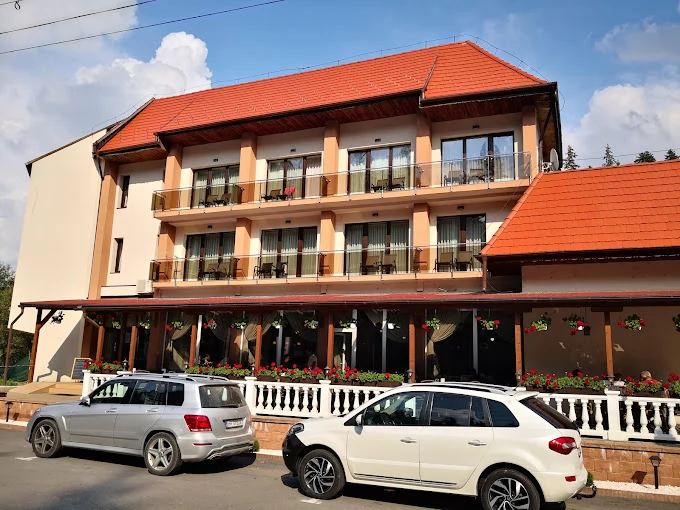 Băile Homorod Cazare | Hotel*** (K1234-36) Imaginea poate fi supusă drepturilor de autor. Se recomandă contactarea titularului drepturilor.