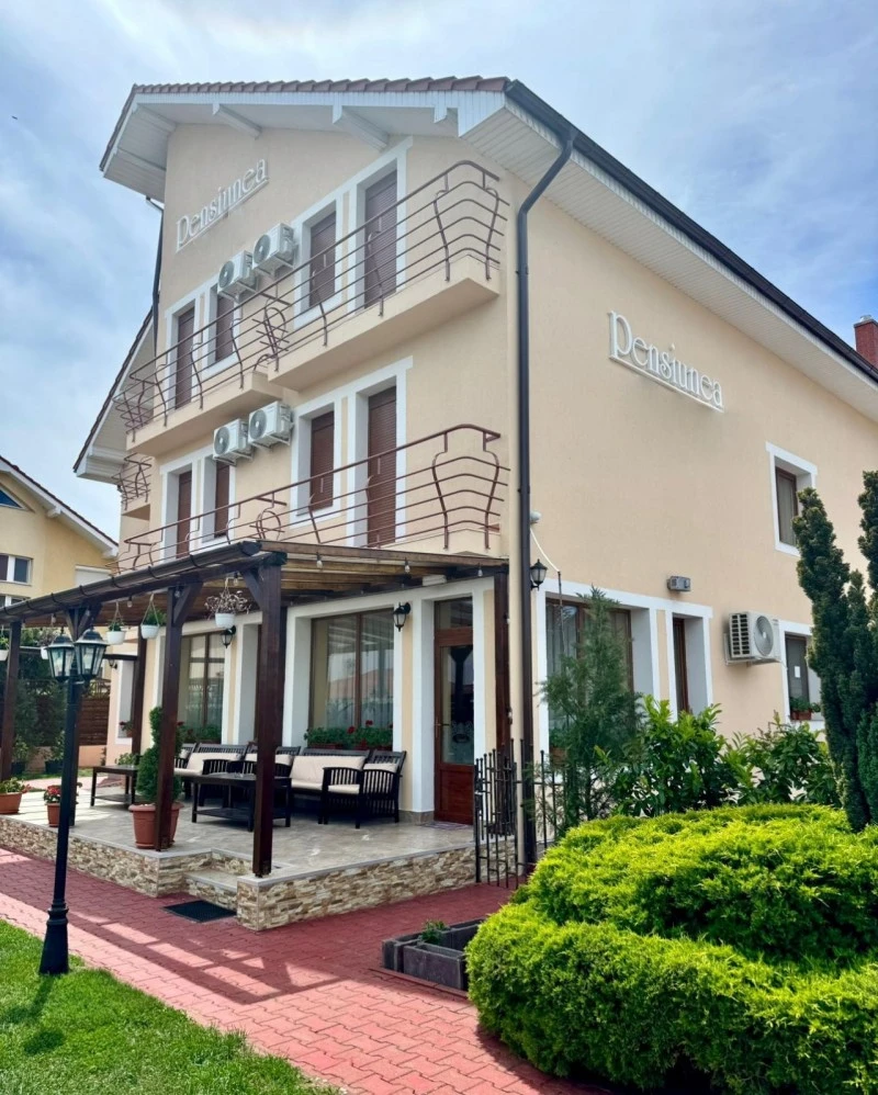 Băile Felix Cazare | Pensiune (K0775-65) Imaginea poate fi supusă drepturilor de autor. Se recomandă contactarea titularului drepturilor. Băile Felix Cazare | Pensiune (K0775-65) Imaginea poate fi supusă drepturilor de autor. Se recomandă contactarea titularului drepturilor.