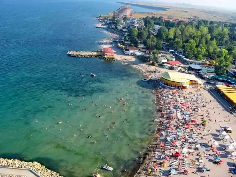 Costinești Cazare | Pensiune (K1340-47) Imaginea poate fi supusă drepturilor de autor. Se recomandă contactarea titularului drepturilor. Costinești Cazare | Pensiune (K1340-47) Imaginea poate fi supusă drepturilor de autor. Se recomandă contactarea titularului drepturilor.