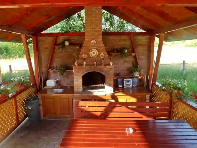 Sovata Cazare | Cabană (K0330-32) Imaginea poate fi supusă drepturilor de autor. Se recomandă contactarea titularului drepturilor.