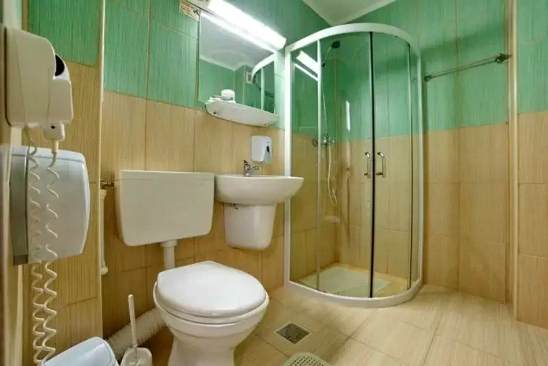 Tulcea Cazare | Hotel*** (K1309-27) Imaginea poate fi supusă drepturilor de autor. Se recomandă contactarea titularului drepturilor.