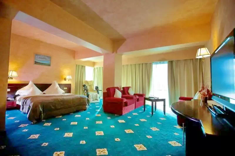 Tulcea Cazare | Hotel*** (K1318-24) Imaginea poate fi supusă drepturilor de autor. Se recomandă contactarea titularului drepturilor. Tulcea Cazare | Hotel*** (K1318-24) Imaginea poate fi supusă drepturilor de autor. Se recomandă contactarea titularului drepturilor.