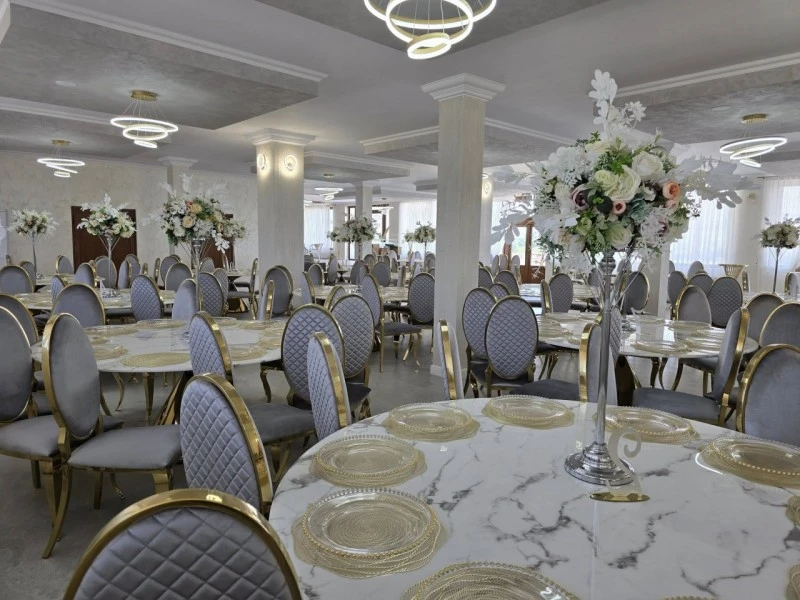 Aiud Cazare | Hotel*** (K1612-7) Imaginea poate fi supusă drepturilor de autor. Se recomandă contactarea titularului drepturilor. Aiud Cazare | Hotel*** (K1612-7) Imaginea poate fi supusă drepturilor de autor. Se recomandă contactarea titularului drepturilor.