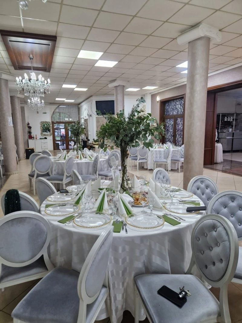 Aiud Cazare | Hotel*** (K1612-31) Imaginea poate fi supusă drepturilor de autor. Se recomandă contactarea titularului drepturilor. Aiud Cazare | Hotel*** (K1612-31) Imaginea poate fi supusă drepturilor de autor. Se recomandă contactarea titularului drepturilor.
