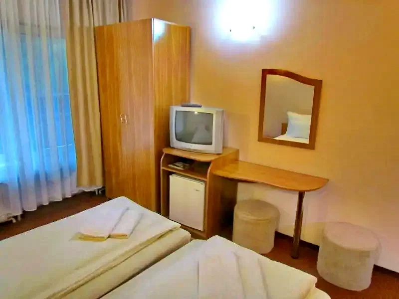 Cazare Ocna Șugatag - Popasul din Deal*** | Aknasugatag - Domboldali Pihenő***. Imaginea poate fi supusă drepturilor de autor. Se recomandă contactarea titularului drepturilor.