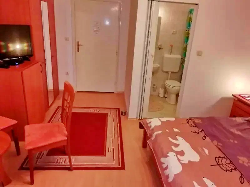 Mișcolț Cazare | Casă de oaspeți (K0866-9) Imaginea poate fi supusă drepturilor de autor. Se recomandă contactarea titularului drepturilor.