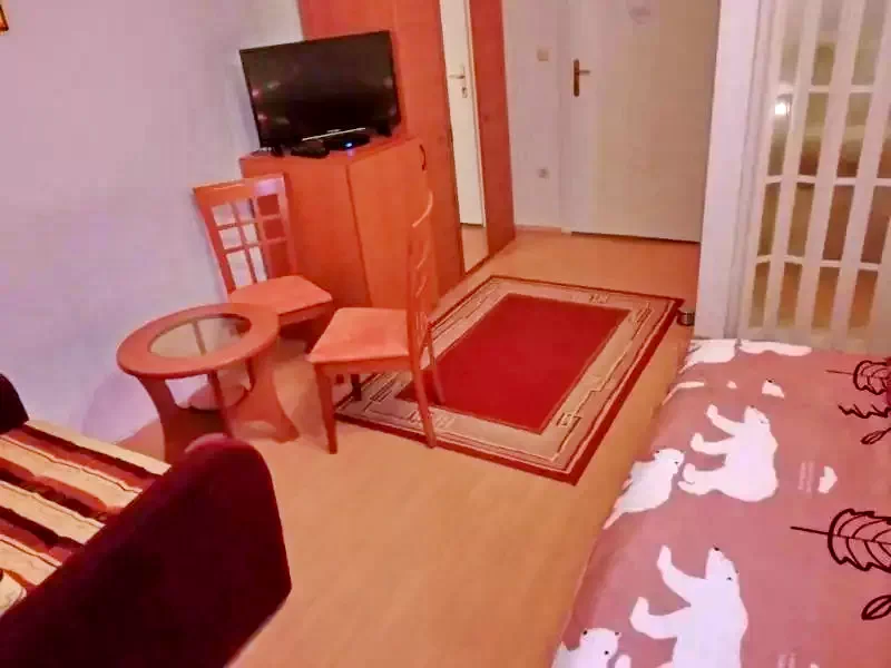 Mișcolț Cazare | Casă de oaspeți (K0866-12) Imaginea poate fi supusă drepturilor de autor. Se recomandă contactarea titularului drepturilor.