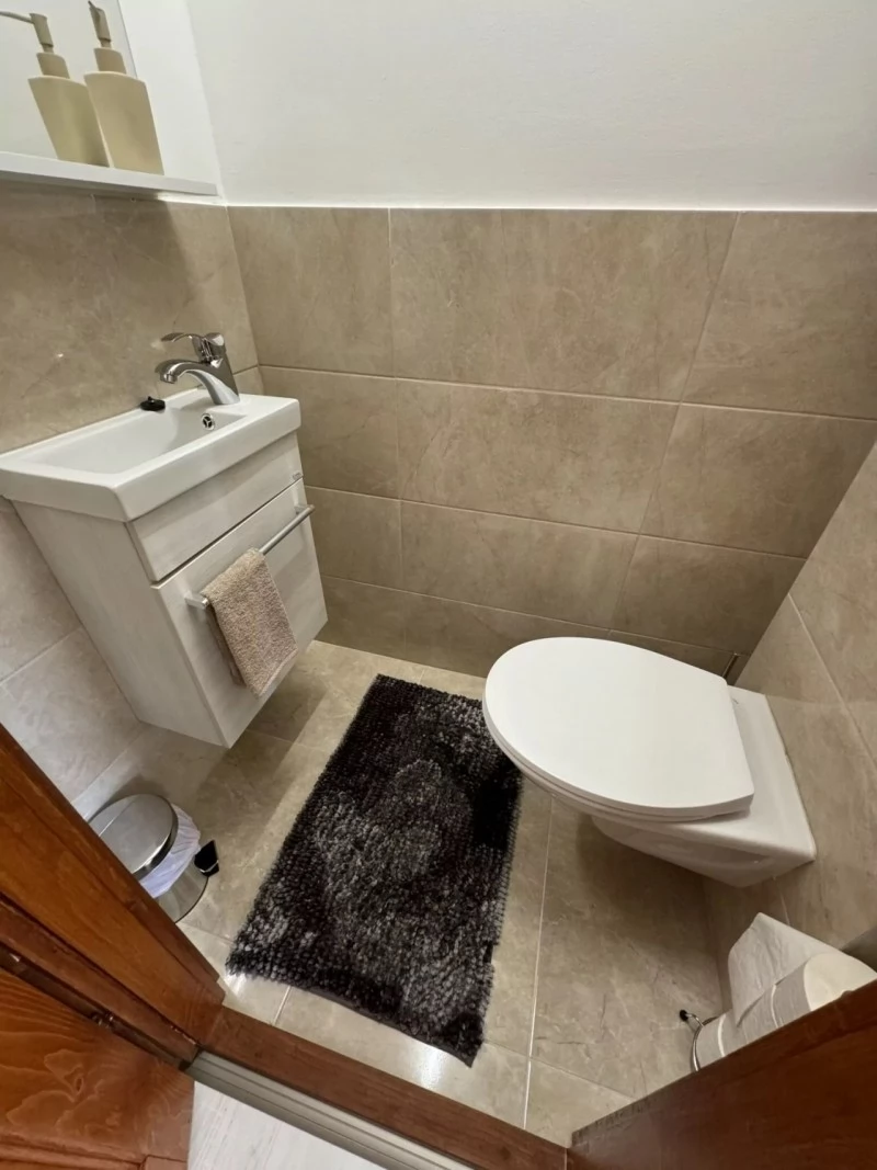 Jula Cazare | Casă de apartamente (K1108-10) Imaginea poate fi supusă drepturilor de autor. Se recomandă contactarea titularului drepturilor.