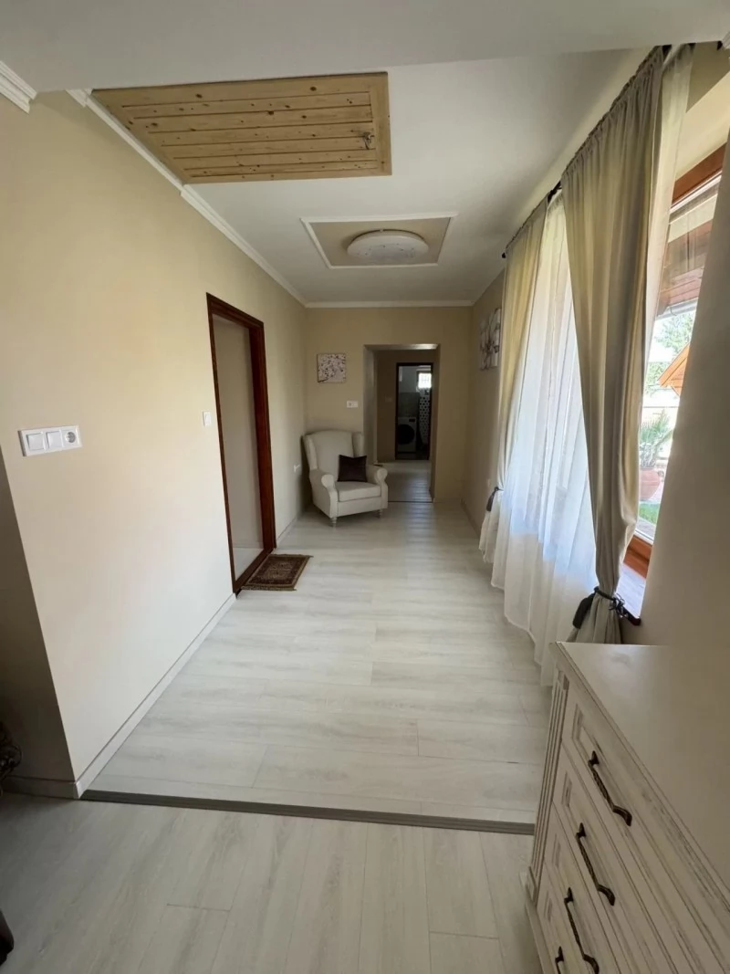 Jula Cazare | Casă de apartamente (K1108-16) Imaginea poate fi supusă drepturilor de autor. Se recomandă contactarea titularului drepturilor.