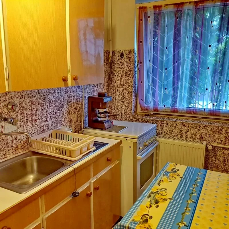 Hajdúszoboszló Szállás | Apartmanház (K0939-4) A kép szerzői jogvédelem alatt állhat. Javasolt a kapcsolatfelvétel a jog tulajdonossal.