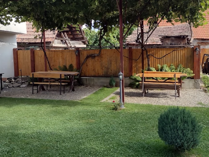 Cârțișoara Cazare | Pensiune (K1487-44) Imaginea poate fi supusă drepturilor de autor. Se recomandă contactarea titularului drepturilor. Cârțișoara Cazare | Pensiune (K1487-44) Imaginea poate fi supusă drepturilor de autor. Se recomandă contactarea titularului drepturilor.