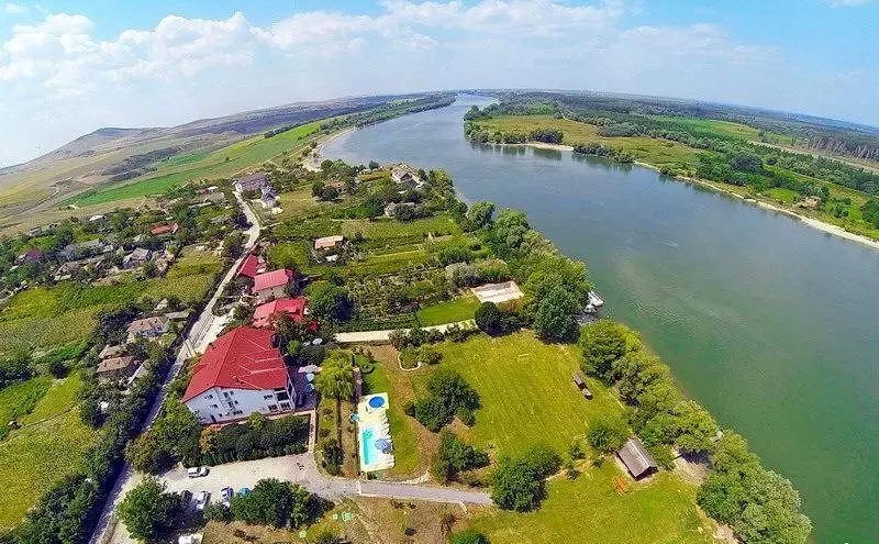 Tulcea Cazare | Hotel**** (K1298-1) Imaginea poate fi supusă drepturilor de autor. Se recomandă contactarea titularului drepturilor.
