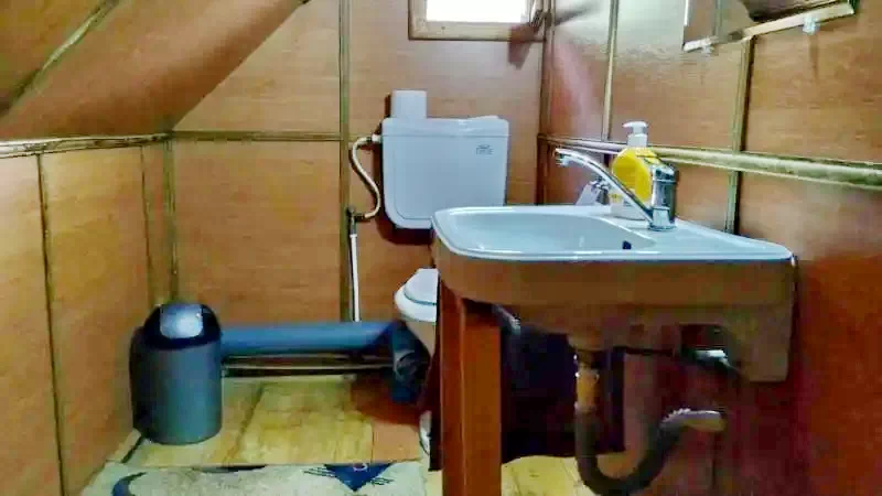 Valea Boga Cazare | Cabană (K1347-37) Imaginea poate fi supusă drepturilor de autor. Se recomandă contactarea titularului drepturilor. Valea Boga Cazare | Cabană (K1347-37) Imaginea poate fi supusă drepturilor de autor. Se recomandă contactarea titularului drepturilor.